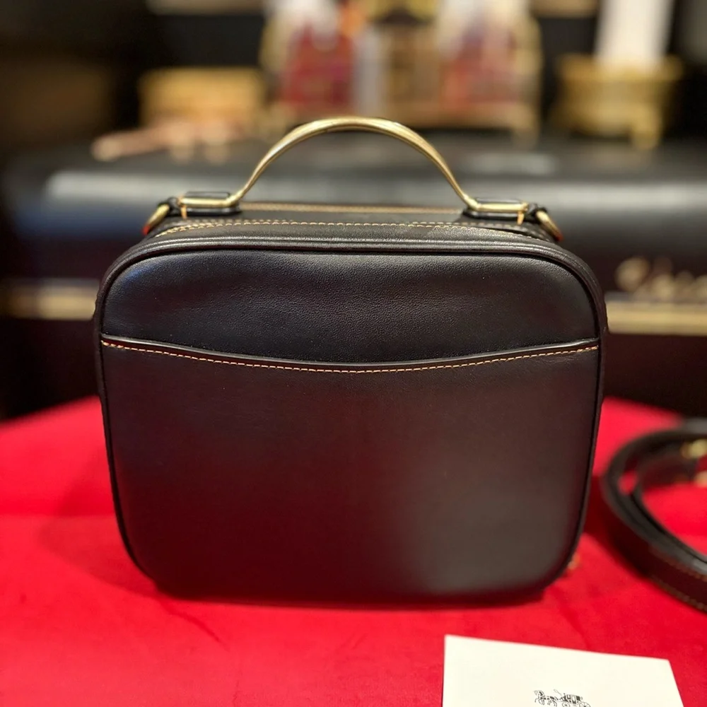 Coach Riley lunchbox - Picture 4 of 13